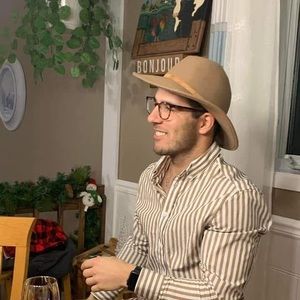 Meet your Posher, Marc-olivier